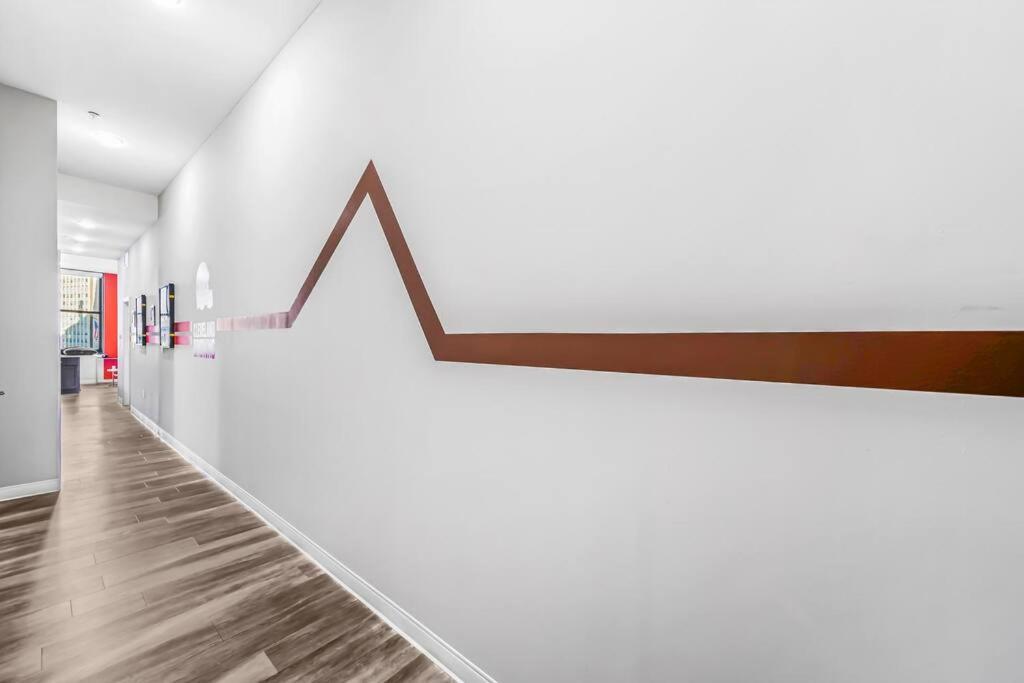 Heart Of Dt With Corner View And With Free Pool & Steam 307 Apartman Cleveland Kültér fotó