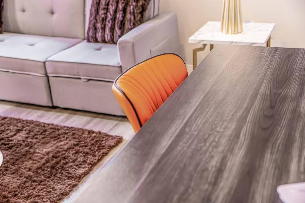 Heart Of Dt With Corner View And With Free Pool & Steam 307 Apartman Cleveland Kültér fotó